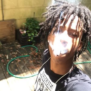 Meet your Posher, Larry